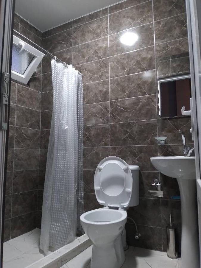 Small Guest House Квариати Экстерьер фото