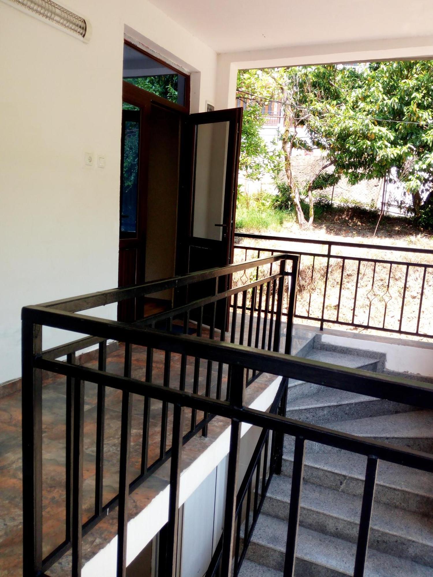 Small Guest House Квариати Экстерьер фото