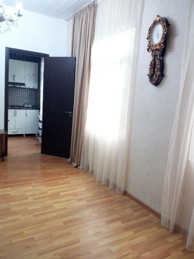 Small Guest House Квариати Экстерьер фото